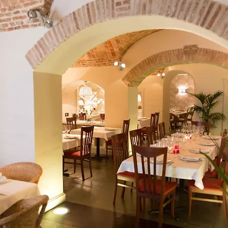 فندق Plaza Grande *