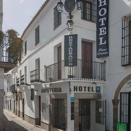 格兰德广场酒店