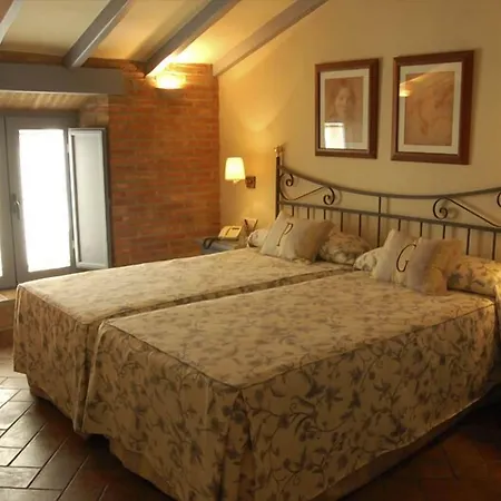Otel Plaza Grande