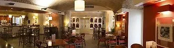 格兰德广场酒店